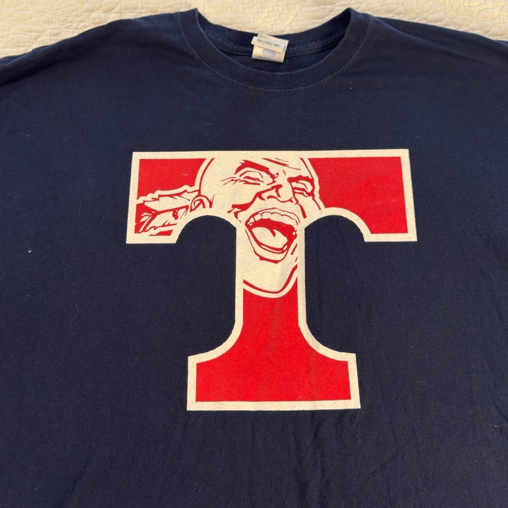 ⚾️ Atlanta Braves 🏈 Tennessee Vols ULTIMATE FAN T-shirt 2XL Navy MLB 🔴🔵 SEC ⚪️🟠 - Picture 2 of 4